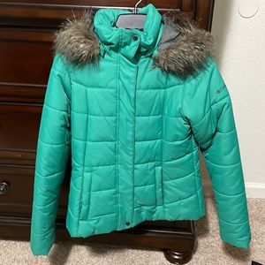 Columbia puffer/ski jacket with detachable Faux fur hood
